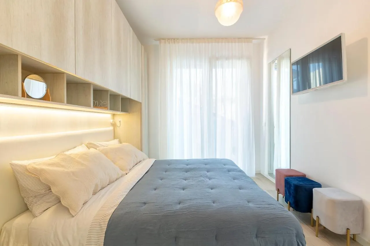 Maison Mameli - Romantic Appartamento Riccione Italia